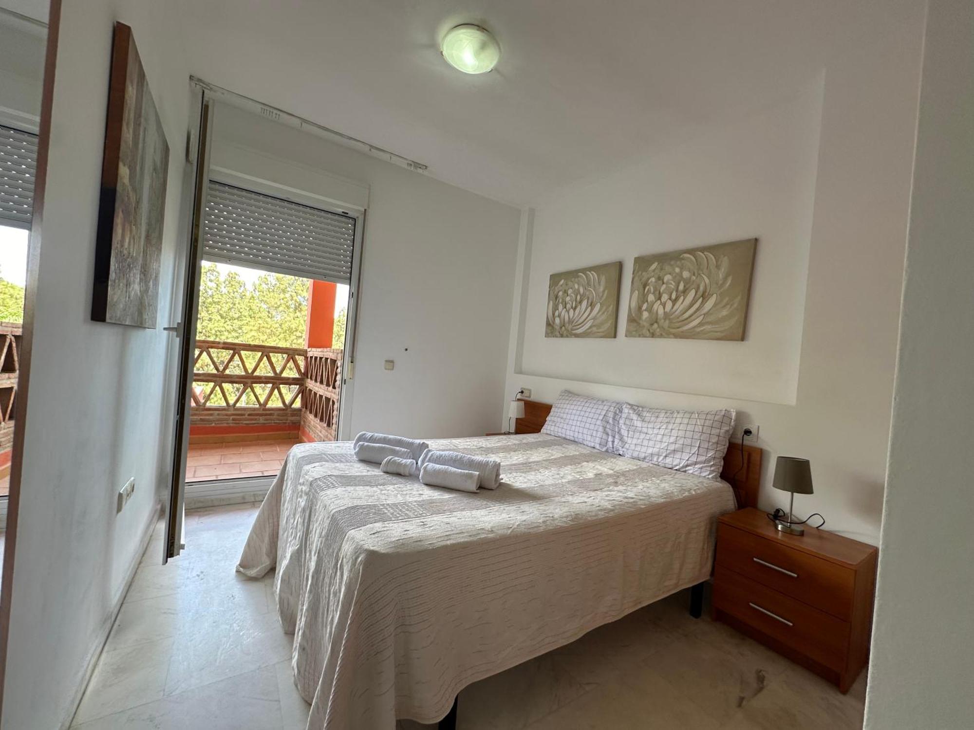 Golf - Casa En Golf Torrequebrada, 2 Dormitorios, Parking, Piscina, Playa A 800 Metros Benalmadena