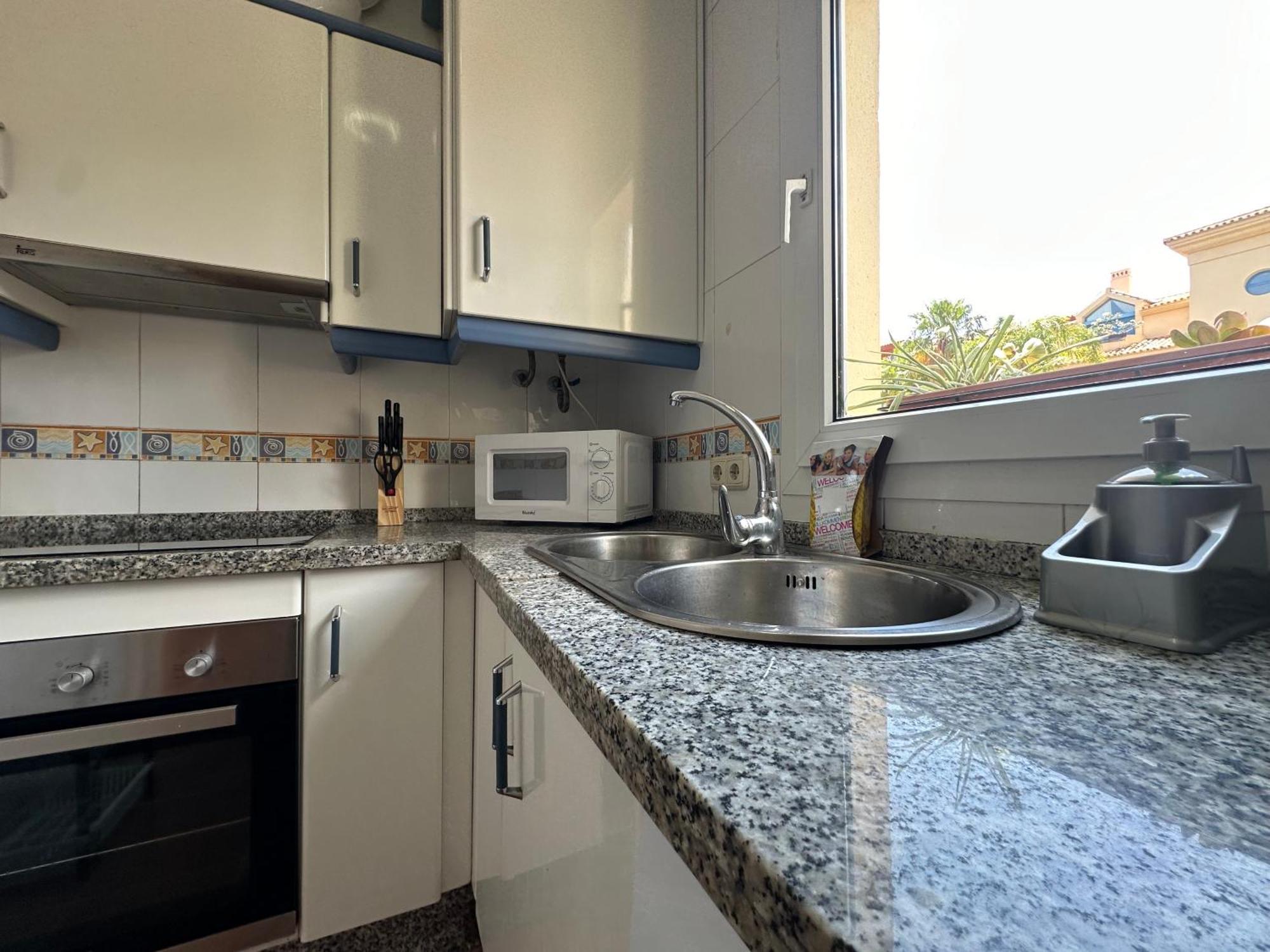 Golf - Casa En Golf Torrequebrada, 2 Dormitorios, Parking, Piscina, Playa A 800 Metros Benalmadena