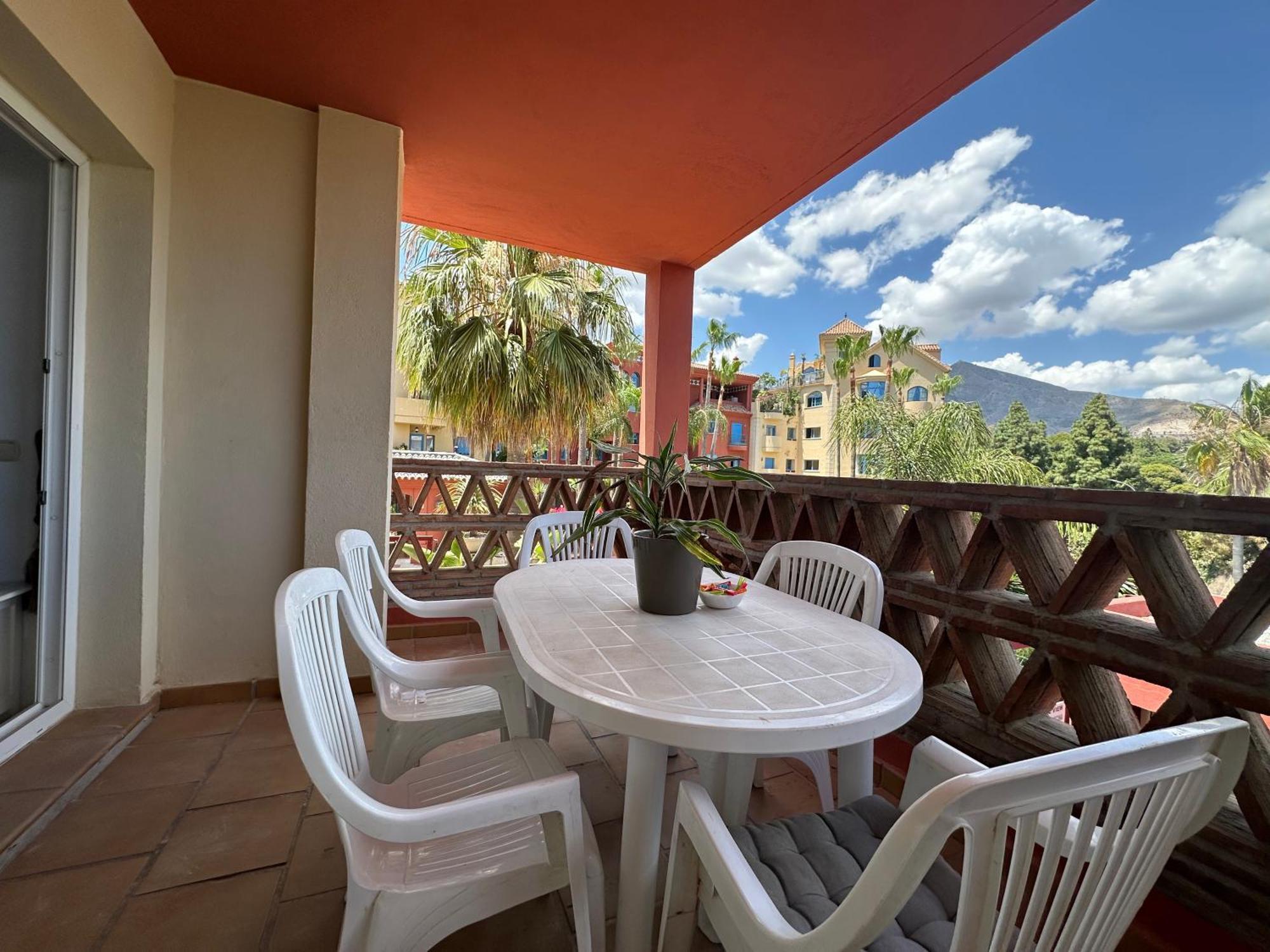Golf - Casa En Golf Torrequebrada, 2 Dormitorios, Parking, Piscina, Playa A 800 Metros *